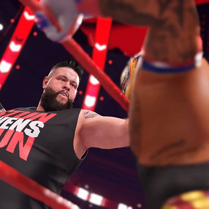 Kevin Owens fights Rey Mysterio in WWE 2K22.