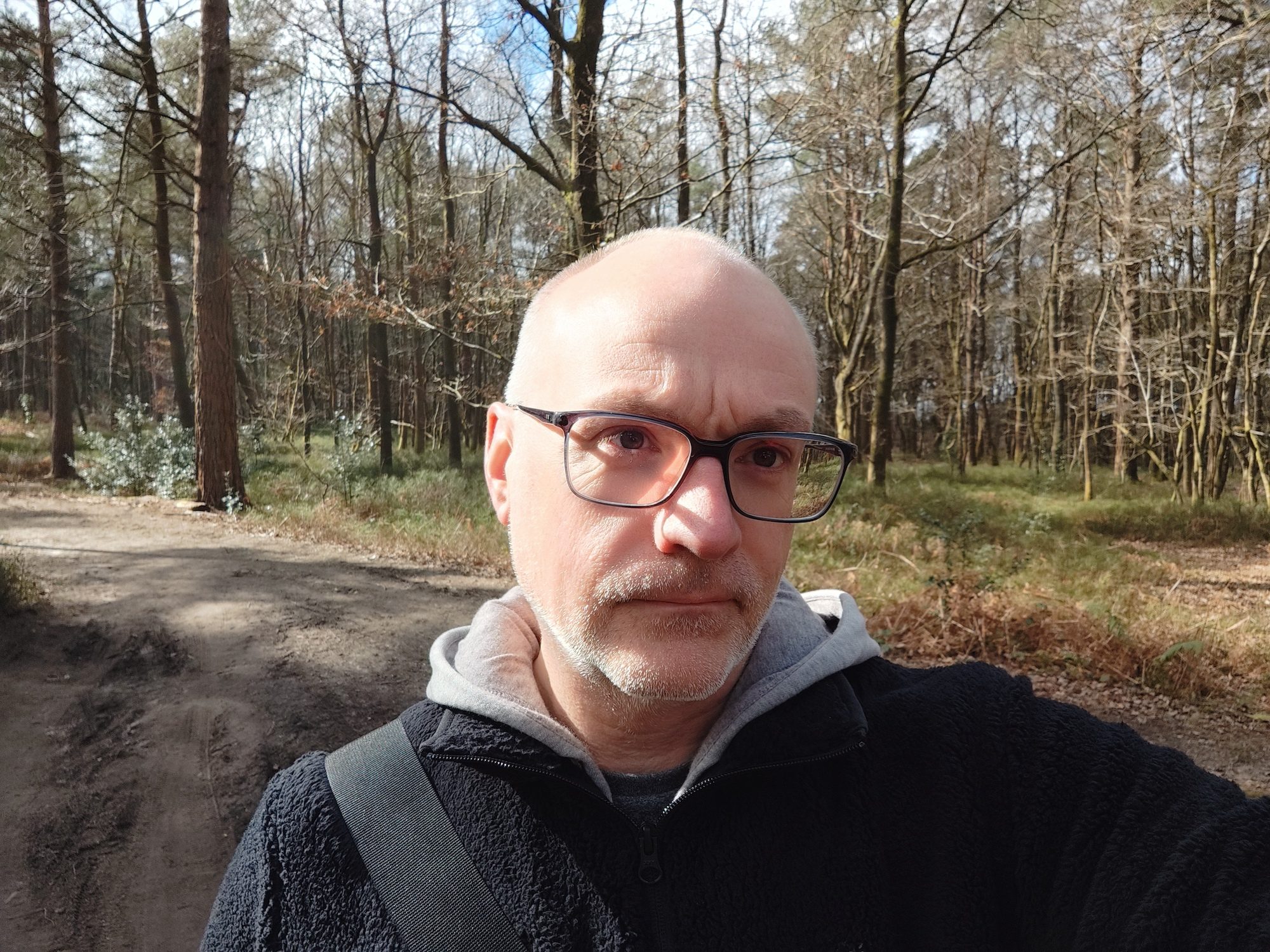 Xiaomi 12 Pro selfie photo.