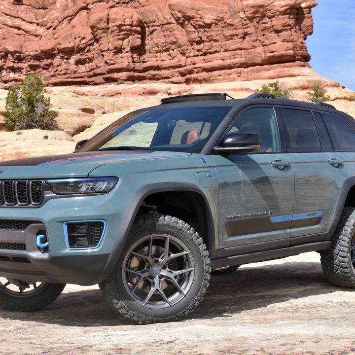 The 2022 Jeep Grand Cherokee 4xe Easter Jeep Safari concept.