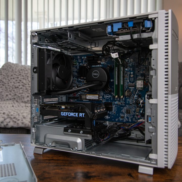 Dell XPS Desktop with the side panel off.