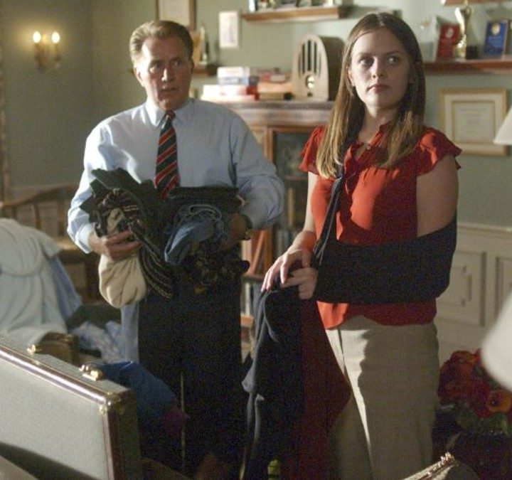 Elisabeth MOss and Martin Sheen in The West Wing.