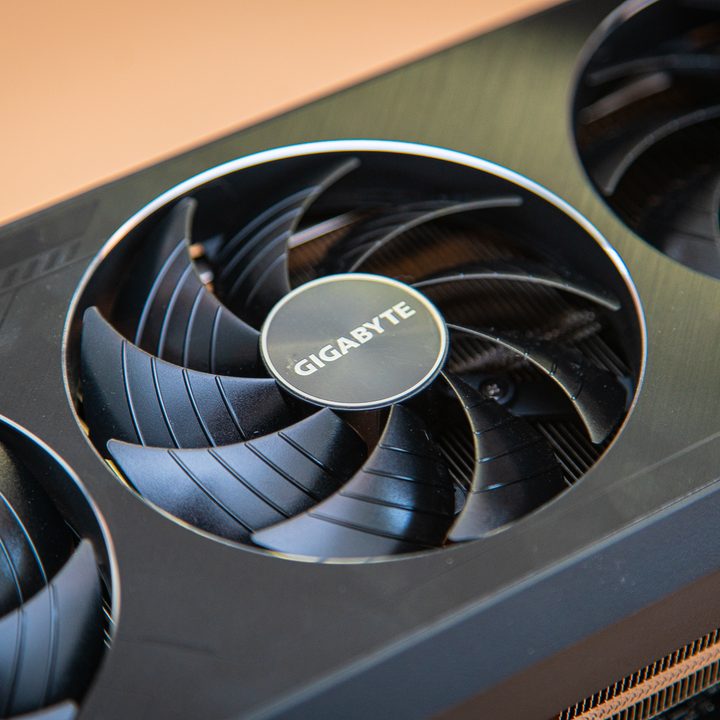 Gigabyte logo on the fan of the RTX 3090 Ti Gaming OC.