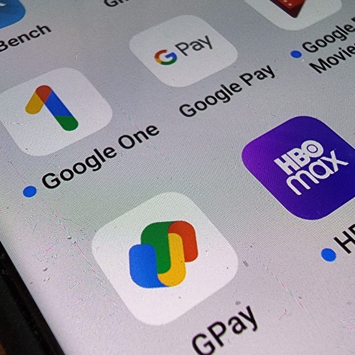 Appl list showing both Google Pay and GPay
