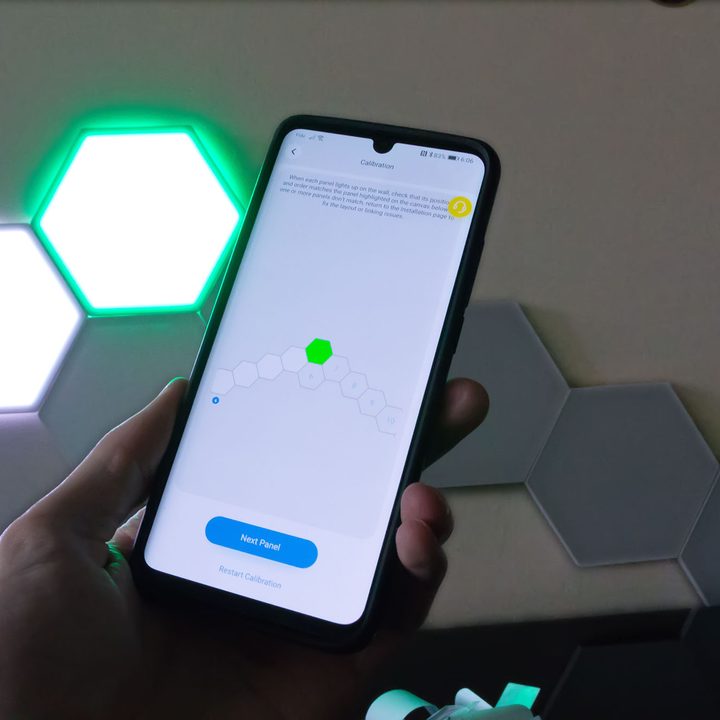 The setup process of the Govee Hexa Glide Light Panels.