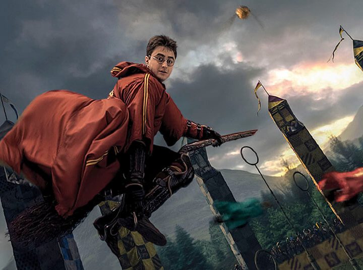 Harry on his broom at the quidditch field in Harry Potter and the Half-Blood Prince.