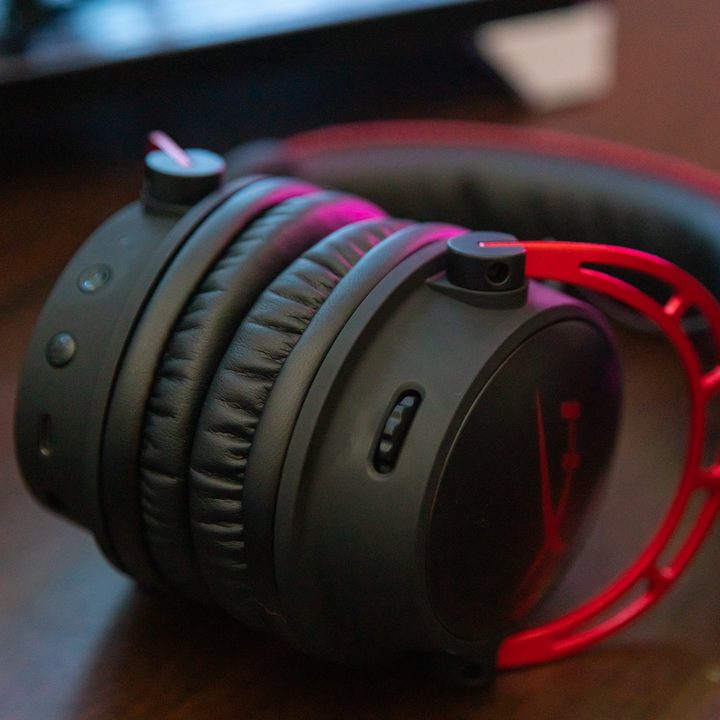 hyperx cloud alpha wireless review 7