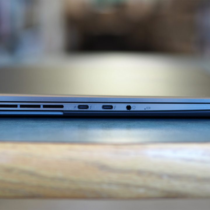 A USB-A port, two USB4 ports with Thunderbolt 4 support, and a headphone jack on the left side of the MSI Creator Z17.