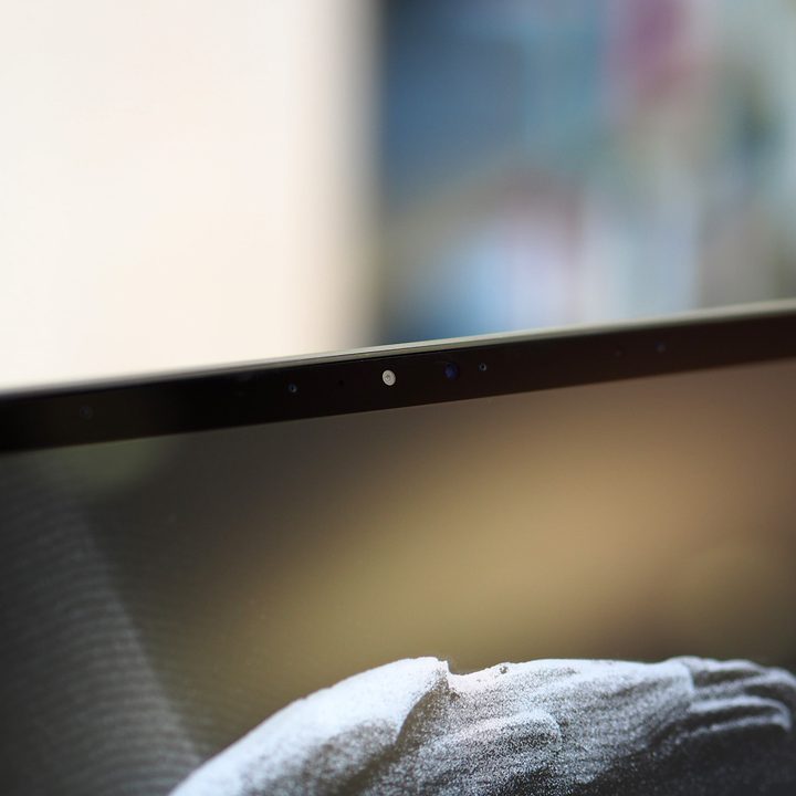 The MSI Creator Z17's webcam and bezels.