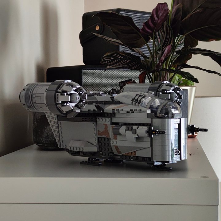 OnePlus 10 Pro photo of Legos.
