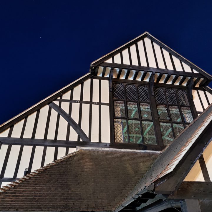 Rooftop photo shot with the OnePlus 9 Pro Night mode.