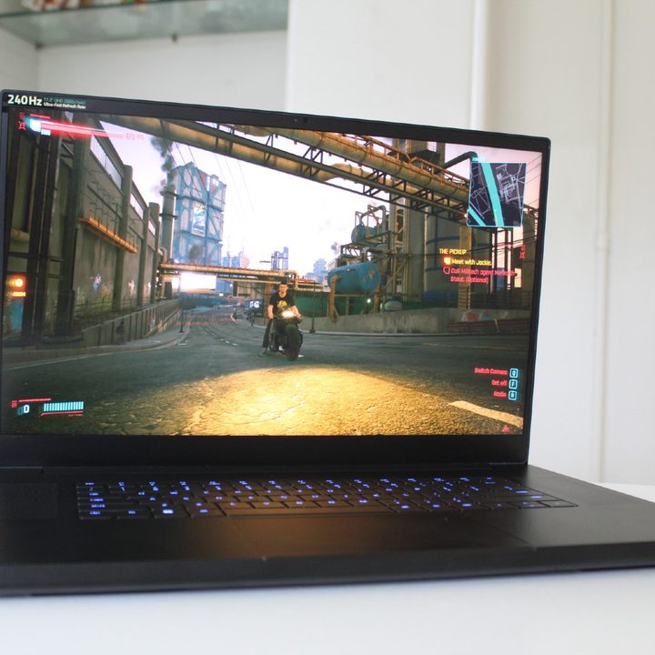 Cyberpunk 2077 on the Razer Blade 17.