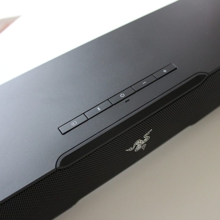 The five buttons on top of the Razer Leviathan V2.