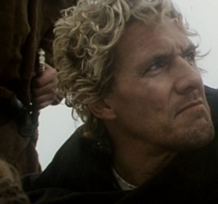 Kjartan looking to the distance in The Viking Sagas.