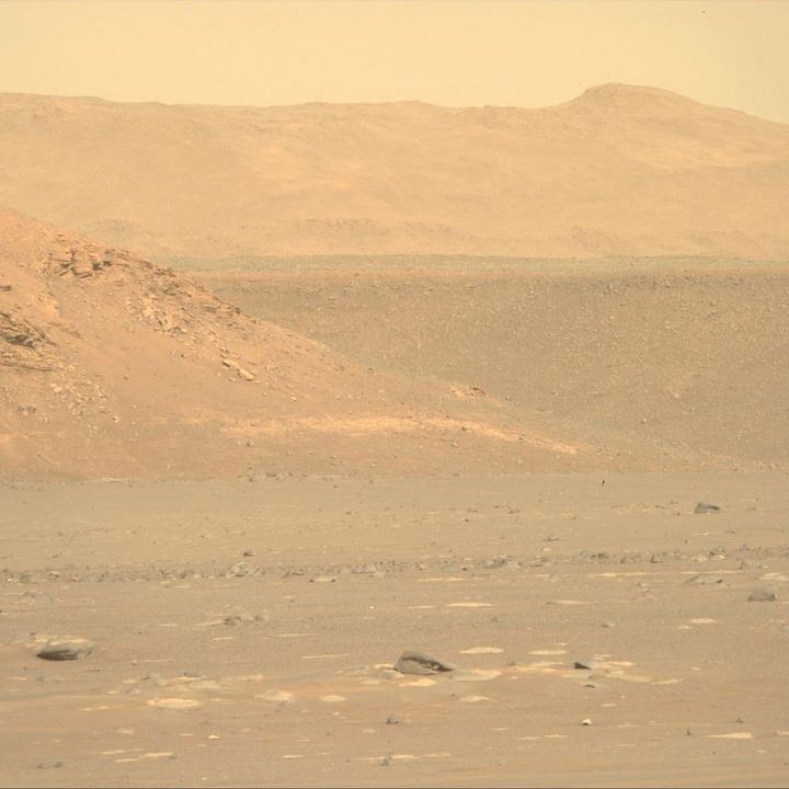 Mars Perseverance Sol 388 - Right Mastcam-Z Camera: NASA's Mars Perseverance rover acquired this image using its Right Mastcam-Z camera. Mastcam-Z is a pair of cameras located high on the rover's mast. This image was acquired on March 24, 2022 (Sol 388) at the local mean solar time of 08:08:28.