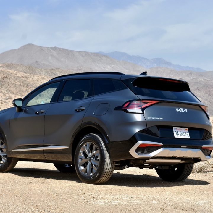 Rear three quarter view of the 2023 Kia Sportage Hybrid.