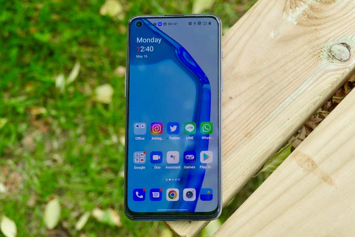 OnePlus Nord 2T screen showing the Home page.