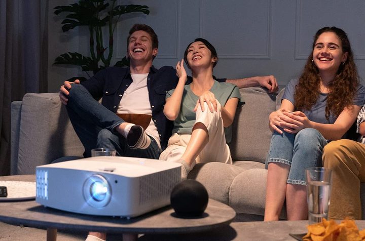The Optoma UHD55 projector.