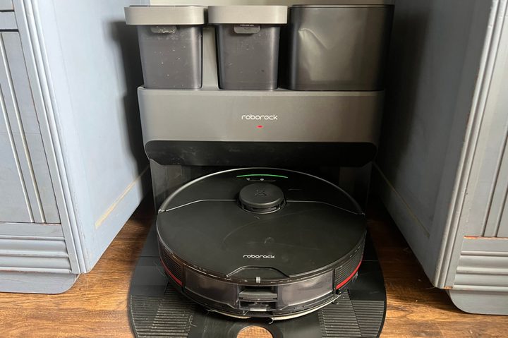 The Roborock S7 MaxV Ultra's base station is absolutely huge.