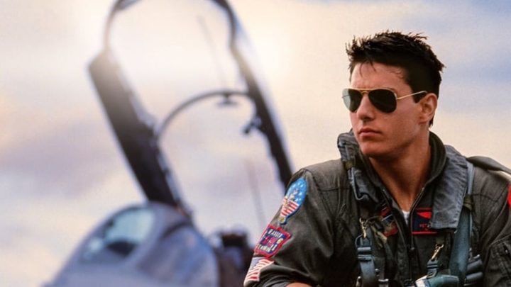 Maverick turning to his right in Top Gun.
