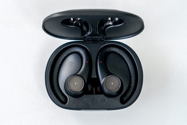 Overhead view of Tribit MoveBuds H1.