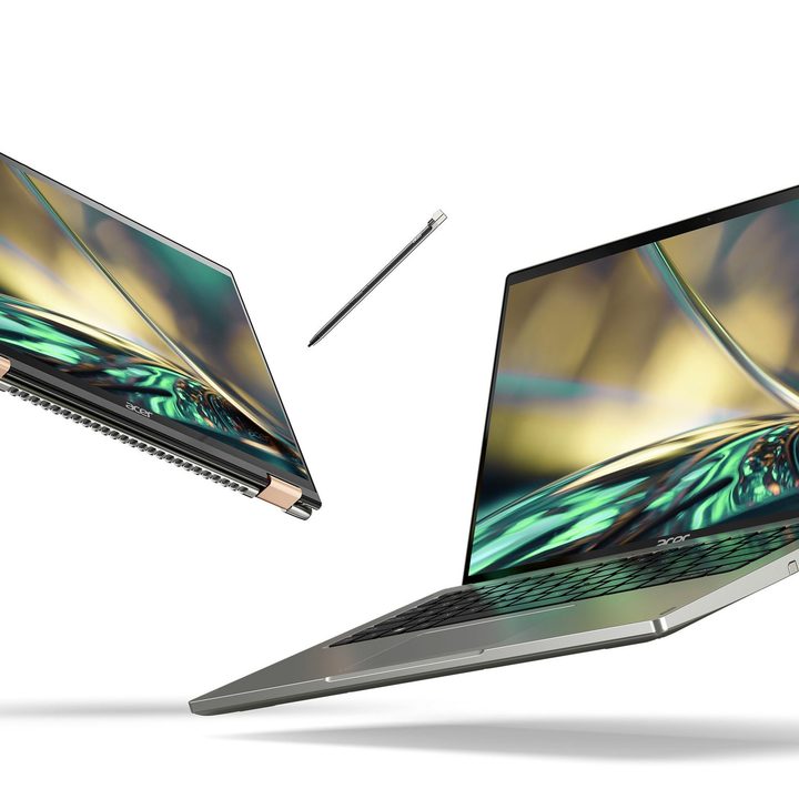 The Acer Spin 5 displayed in tablet and laptop mode.