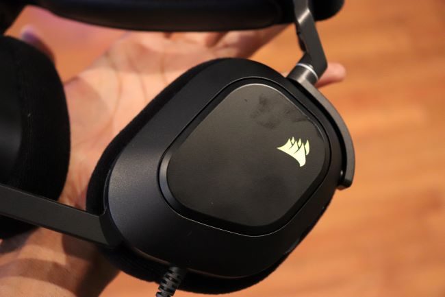 A smudge on the cups of the Corsair HS80 RGB USB headset.
