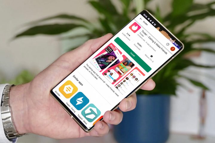 Tinder on the GooglePlay App Store.