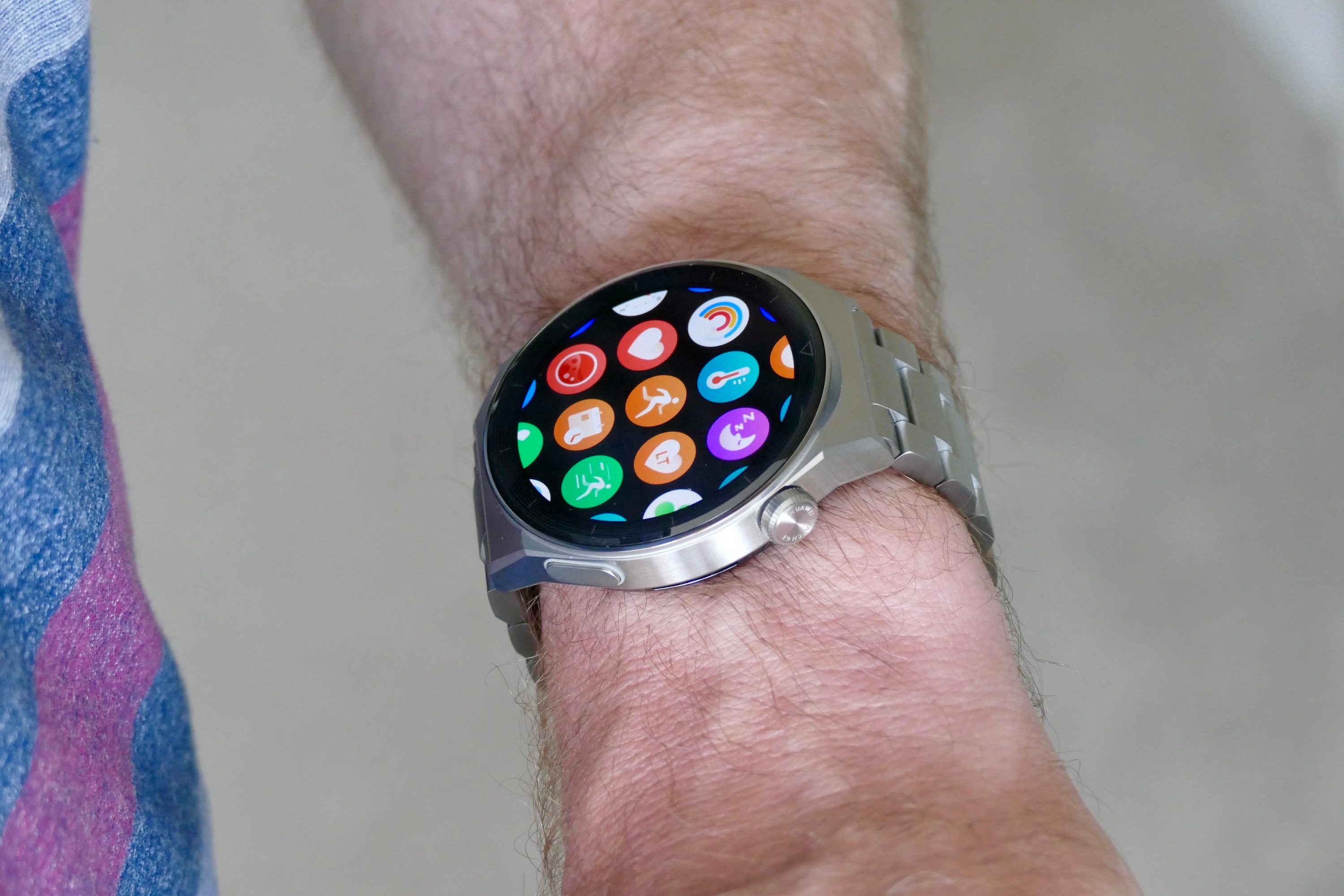 The main menu on the Huawei Watch GT 3 Pro.