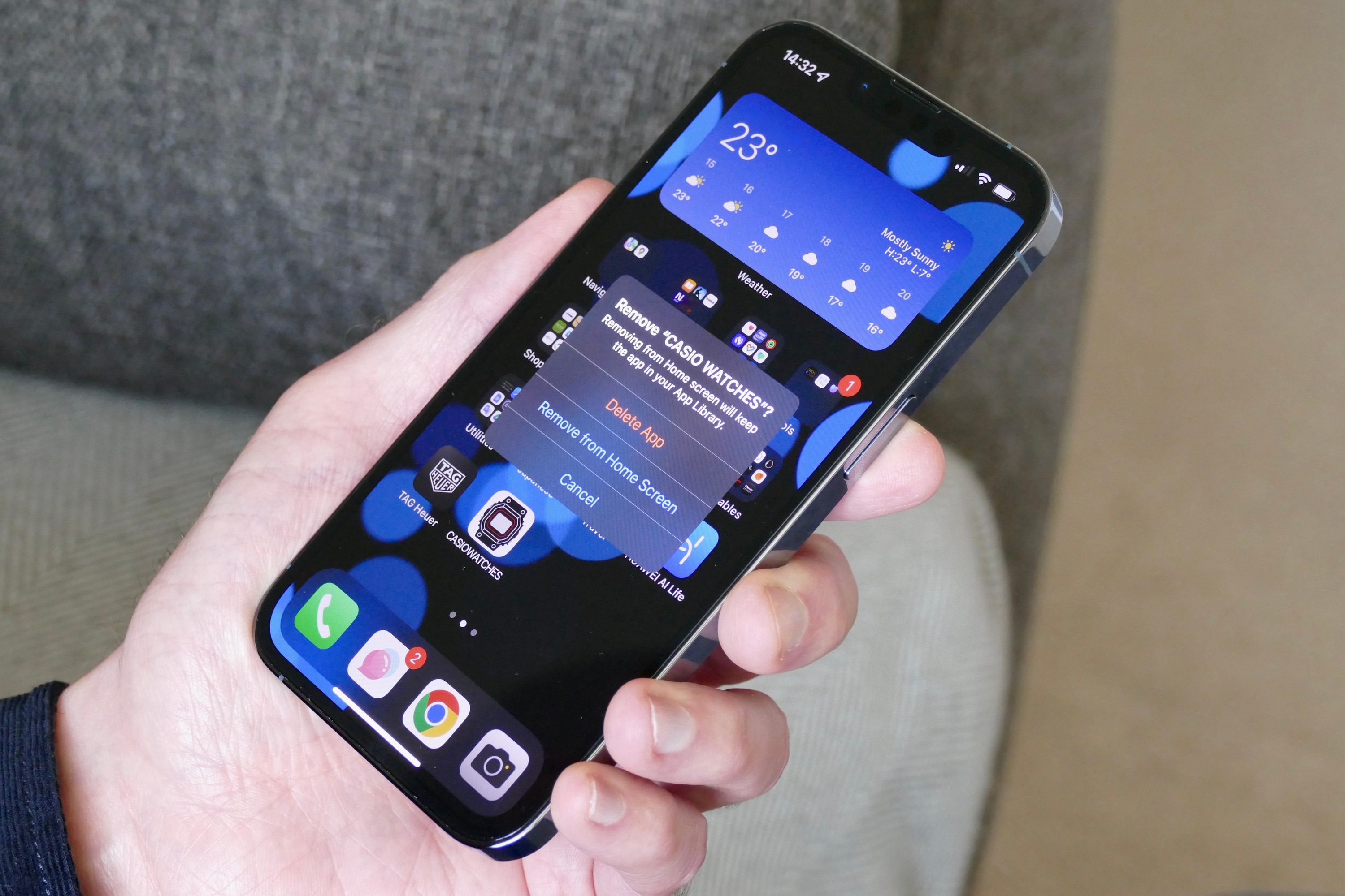 Options to remove an app in iOS on an iPhone 13 Pro.