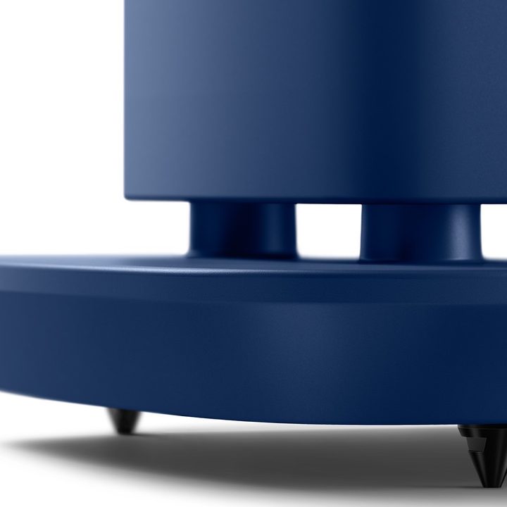 The plinth base of the KEF LS60 Wireless Speakers seen in Royal Blue.