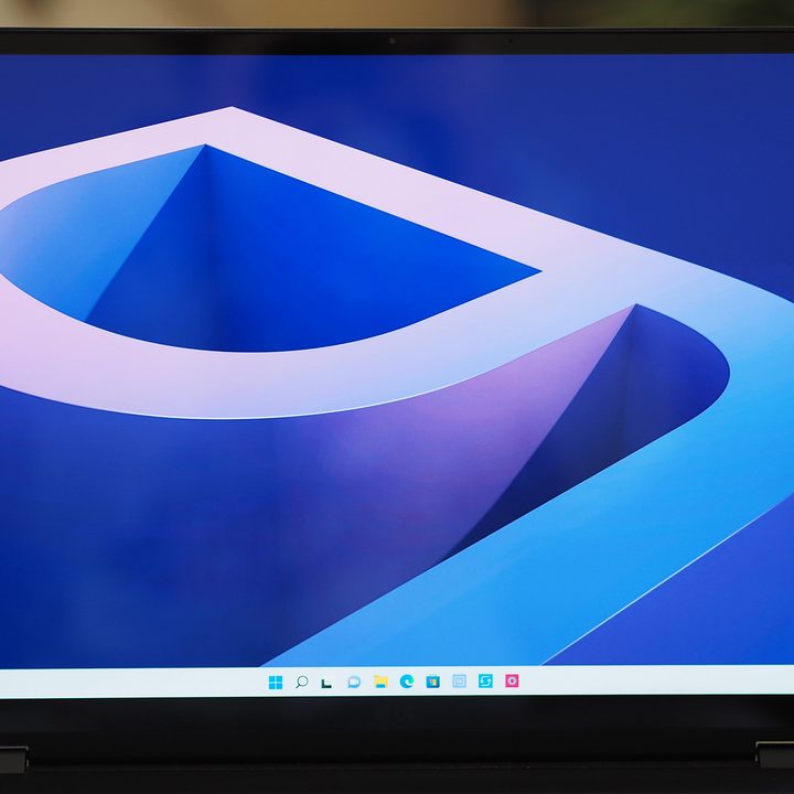 Close up on the LG gram 16 2-in-1's display.