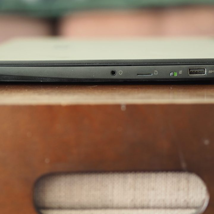 MSI Summit E14 Flip right side view showing ports.
