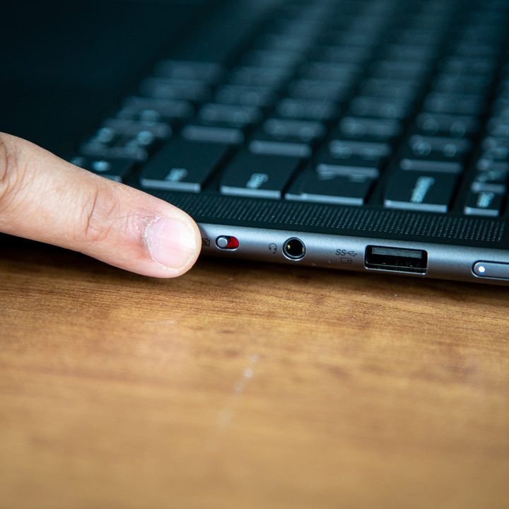 The ports on the Slim 7i X Pro.