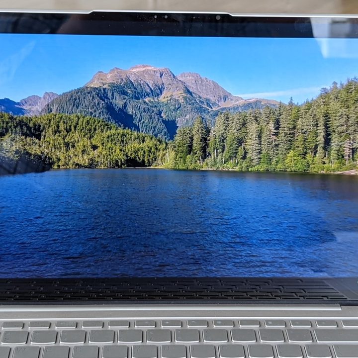 The Yoga Slim 9i display.