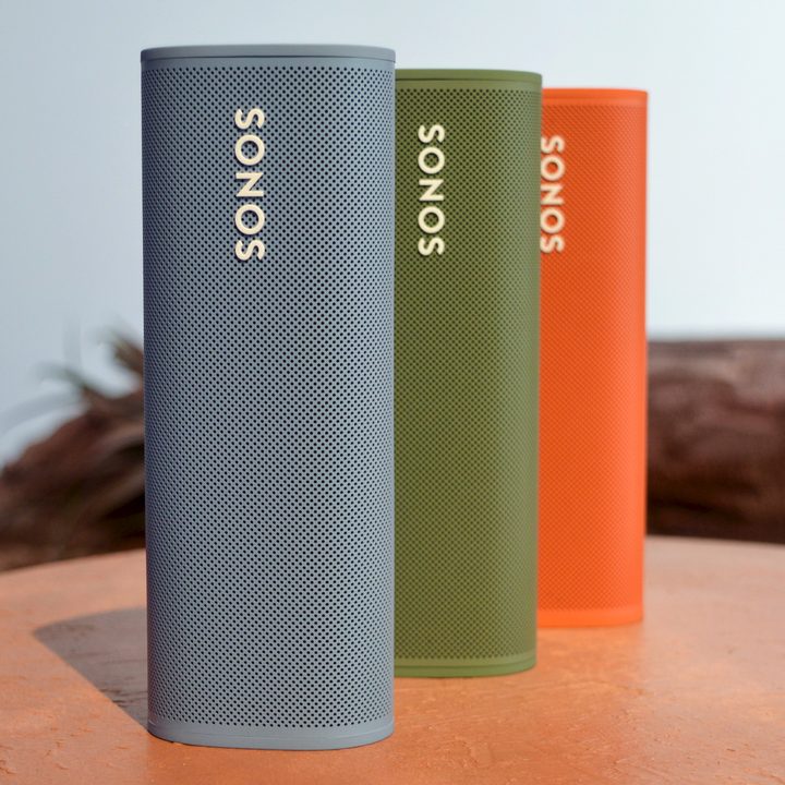 Sonos Roam in Wave, Olive and Sunset colors.