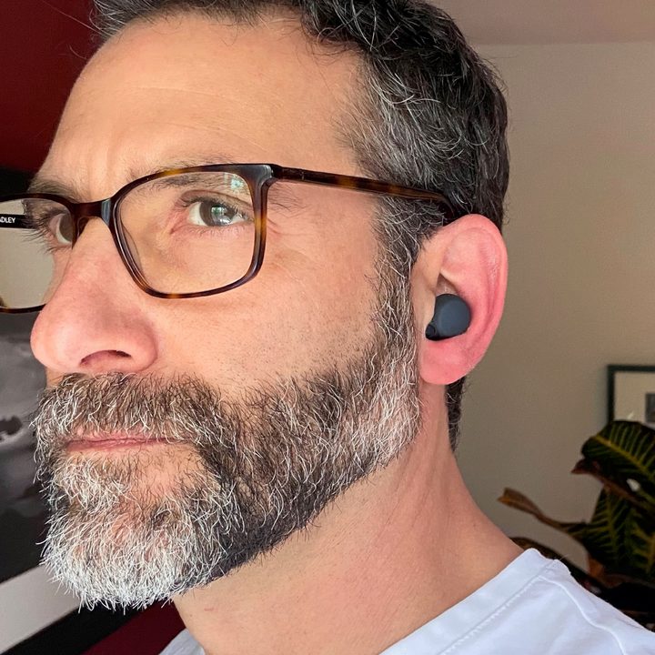 Man wearing Sony LinkBuds S.