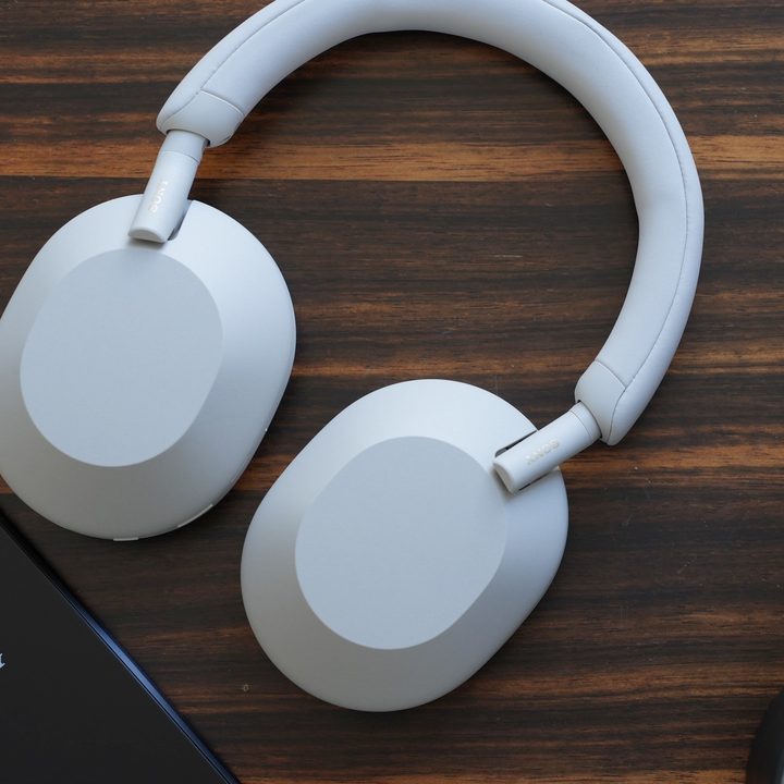 Sony WH-1000XM5 headphones seen in silver.