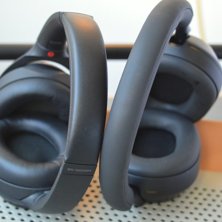 Sony WH-1000XM4 and WH-1000XM5 seen side-by-side.