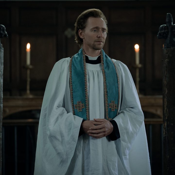 Tom Hiddleston gives a sermon while dressed as a preacher in The Essex Serpent.