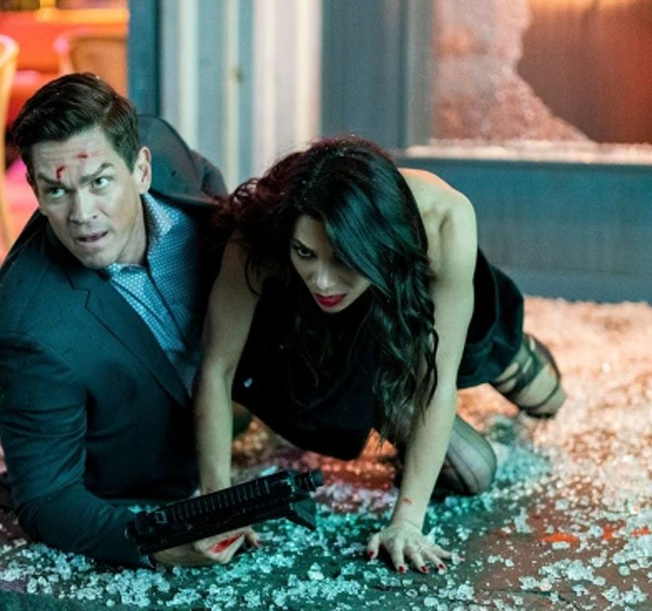 Steve Howey and Ginger Gonzaga in True Lies.