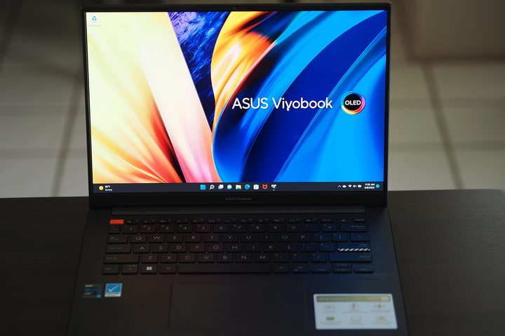 Asus Vivobook S 14X front view showing display.