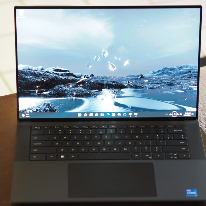 Dell XPS 15 9520 front view showing display and keyboard deck.