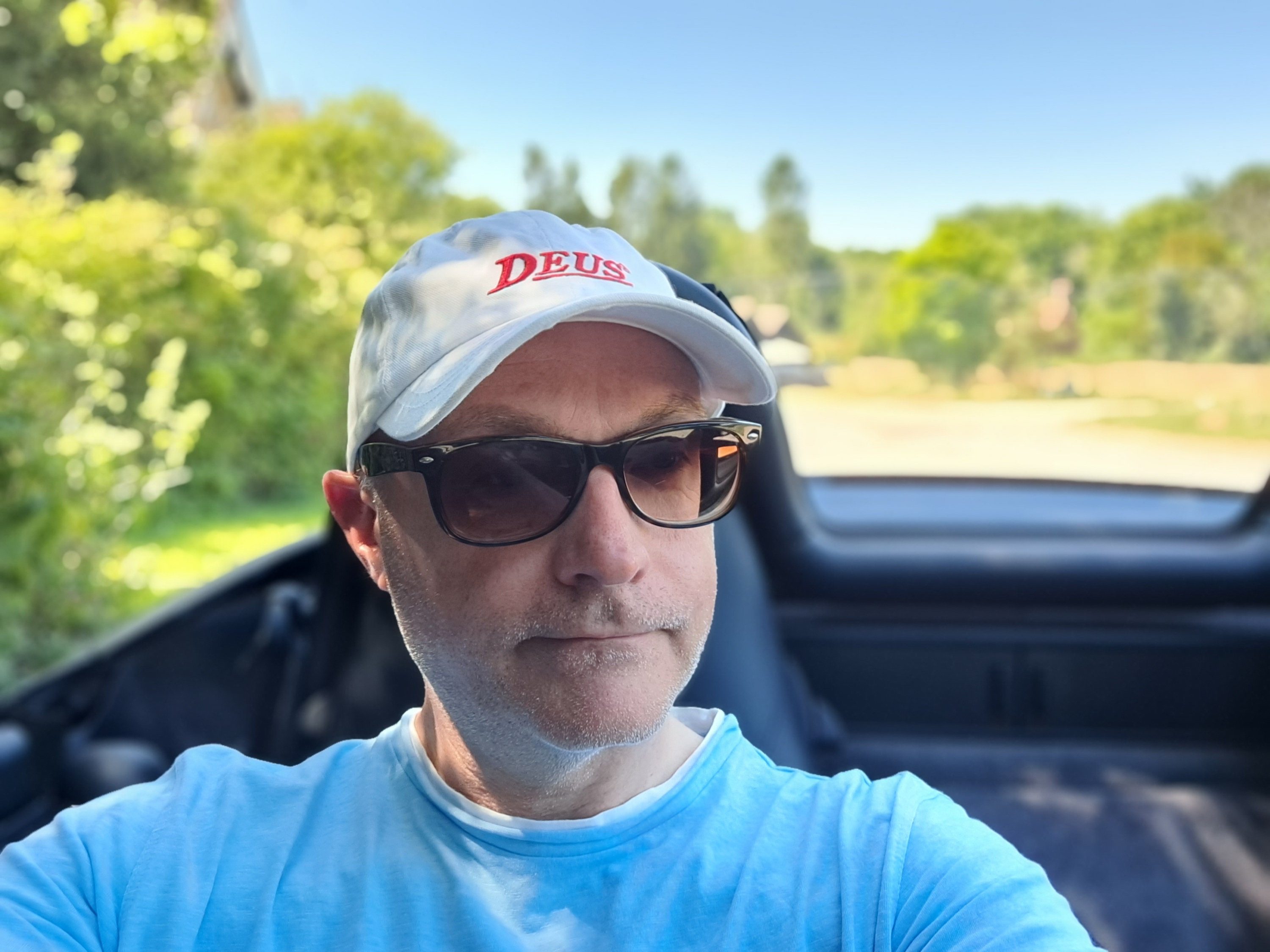 Portrait mode selfie taken with the Samsung Galaxy A53 5G.