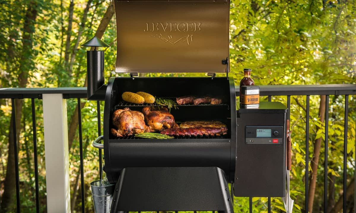 The Traeger Grills Pro Series 575.
