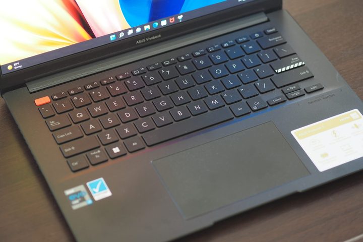 The Vivobook S 14X's keyboard.