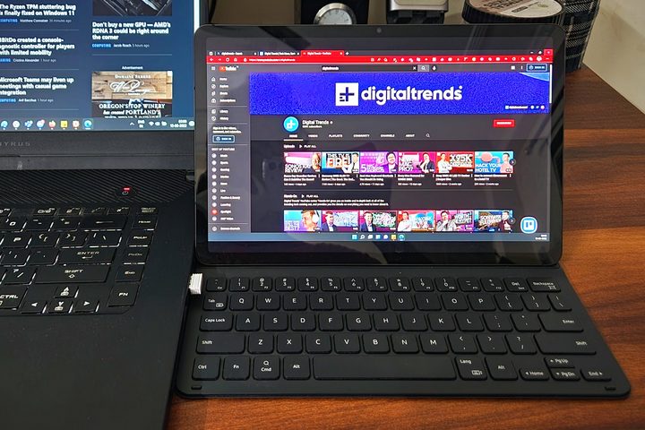 Samsung Galaxy Tab S8 secondary screen mode
