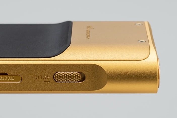 Sony WM1ZM2 Signature Series Walkman seen from the side.
