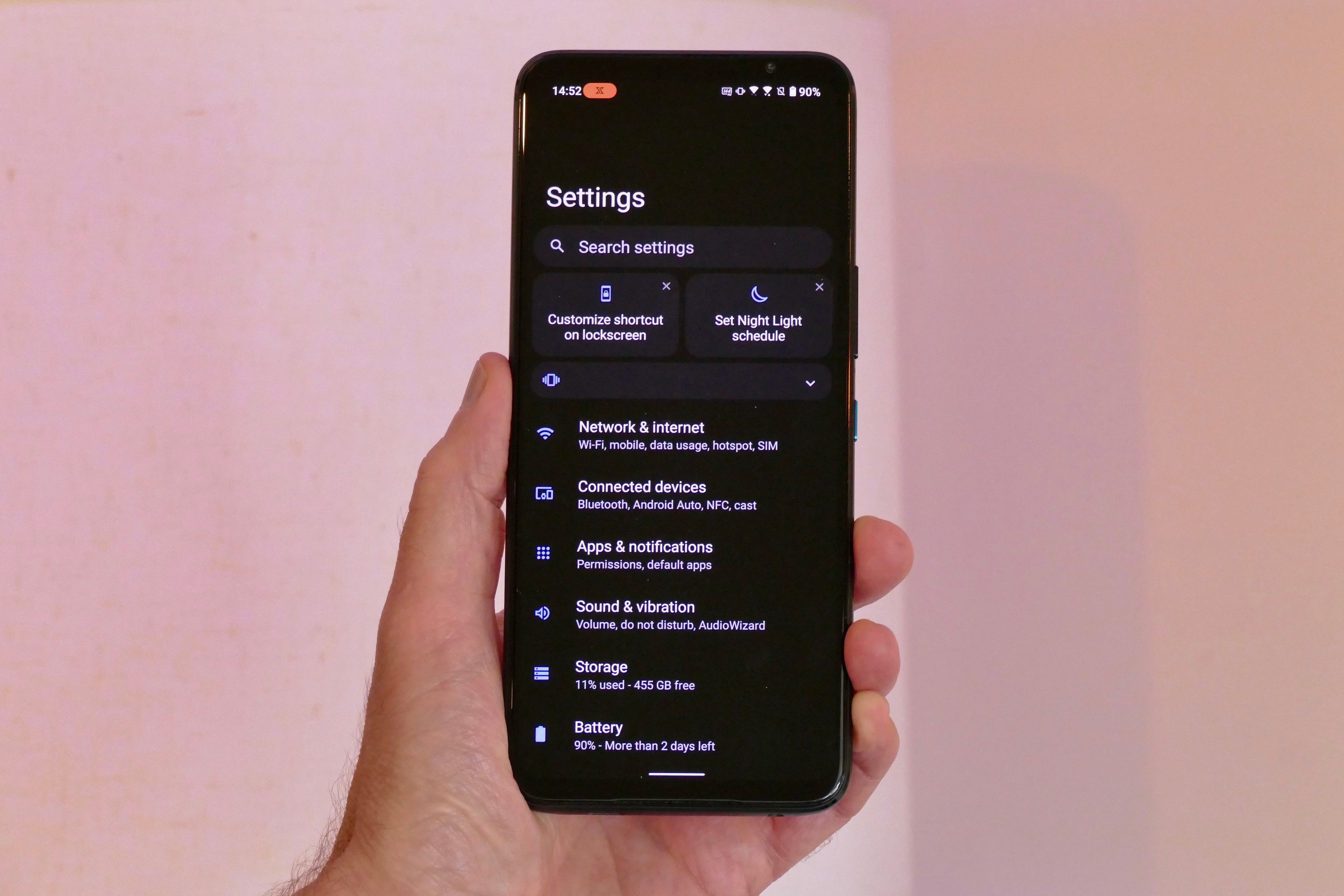 Settings screen on the Photo taken with the Asus ROG Phone 6 Pro.