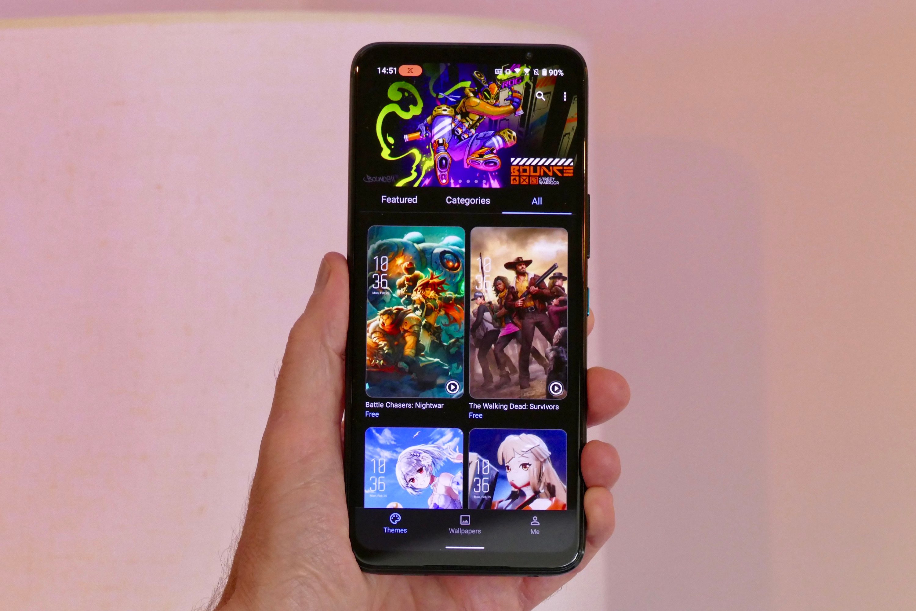 Theme options on the Photo taken with the Asus ROG Phone 6 Pro.