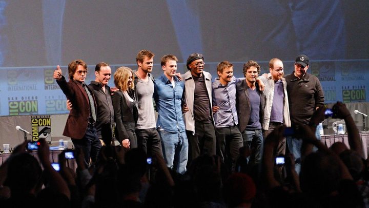 The cast of the Avengers posing together at the 2010 San Diego Comic-Con.